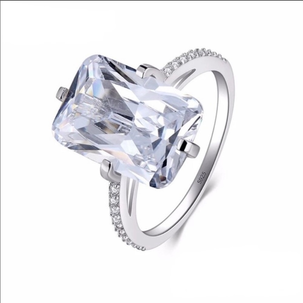 925 STERLING SILVER RECTANGLE DIAMOND RING